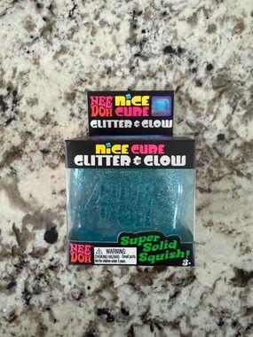 Needoh Nice Cube Glitter and Glow - NEW IN BOX